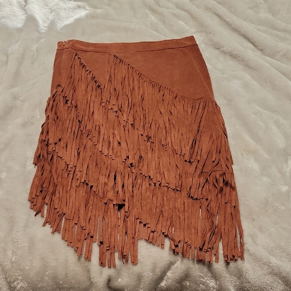 Idyllwind Rust Asymmetrical Ruffled Mini Skirt - Picture 1 of 6